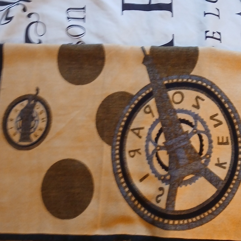 Kenzo Black and Gray Scarf with Gold Patterns - Picture 3 of 6